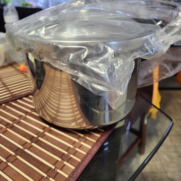 Vintage Mirro pressure cooker BNWOB - Picture 3 of 3